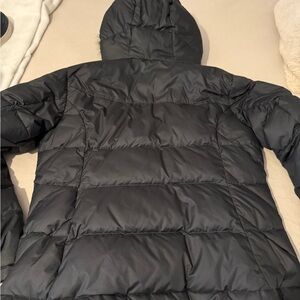 Columbia  Black Puffer Jacket with Hood - removable fur liner on hood- L